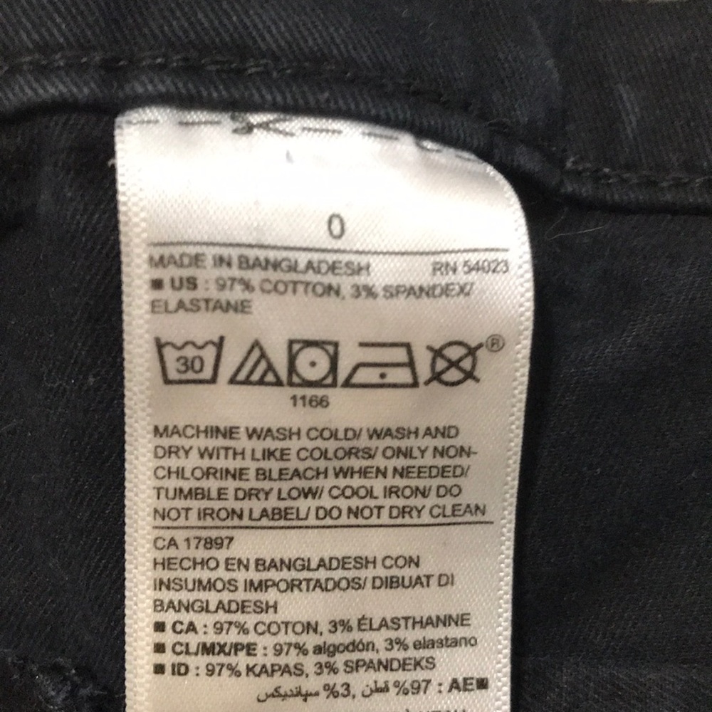 Shorts - Picture 5 of 5